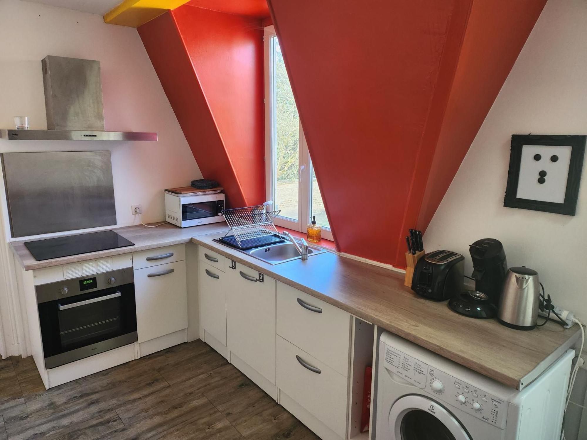 Appartement Atypique - 2 Chambres - Rue Calme Dans Centre Ville Sedan Εξωτερικό φωτογραφία